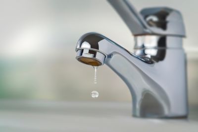 Enhance the Efficiency of Water Usage with a Sink Faucet Installation!